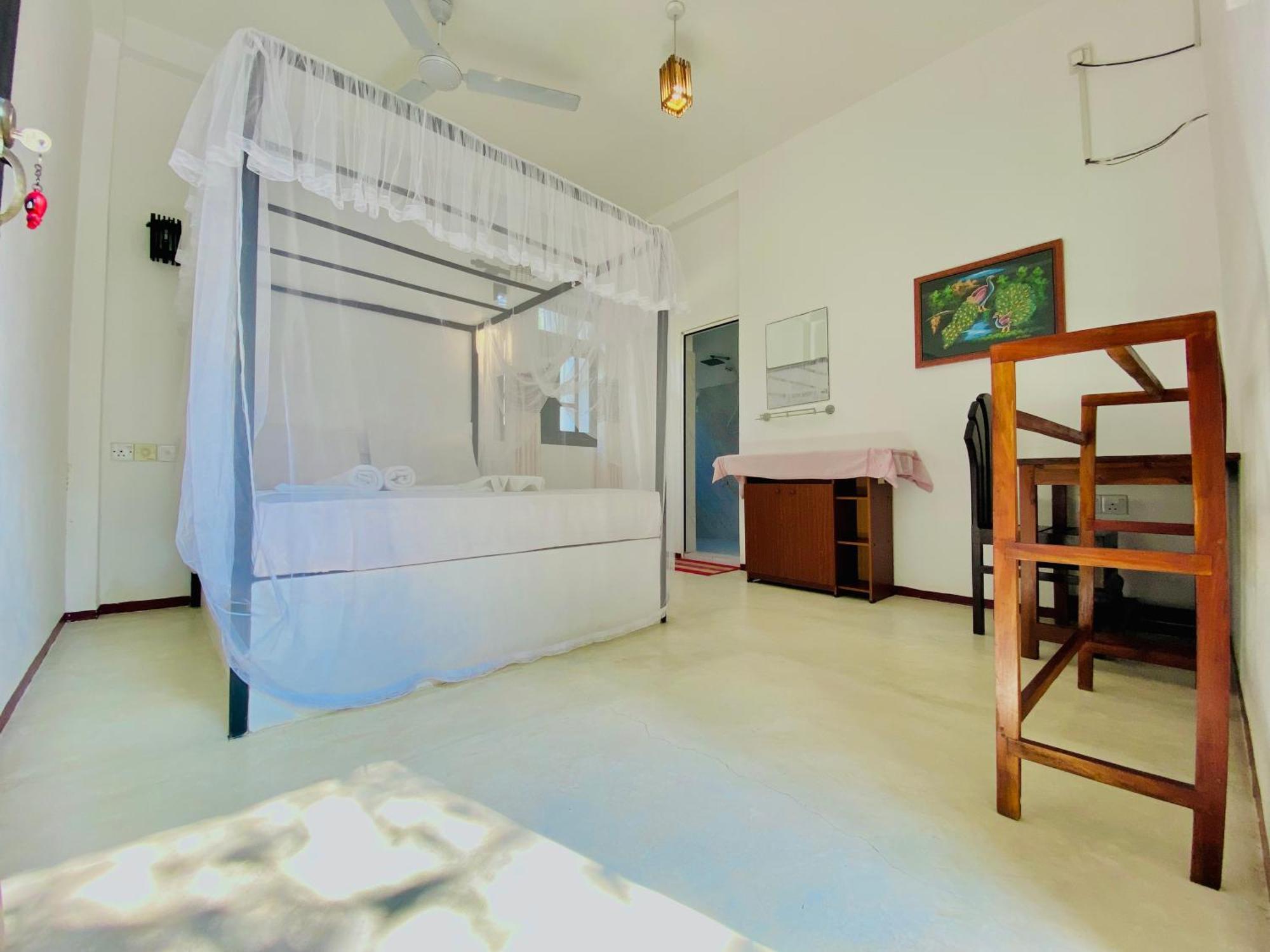 Rekawa Turtle Gate Hotel Тангалла Номер фото