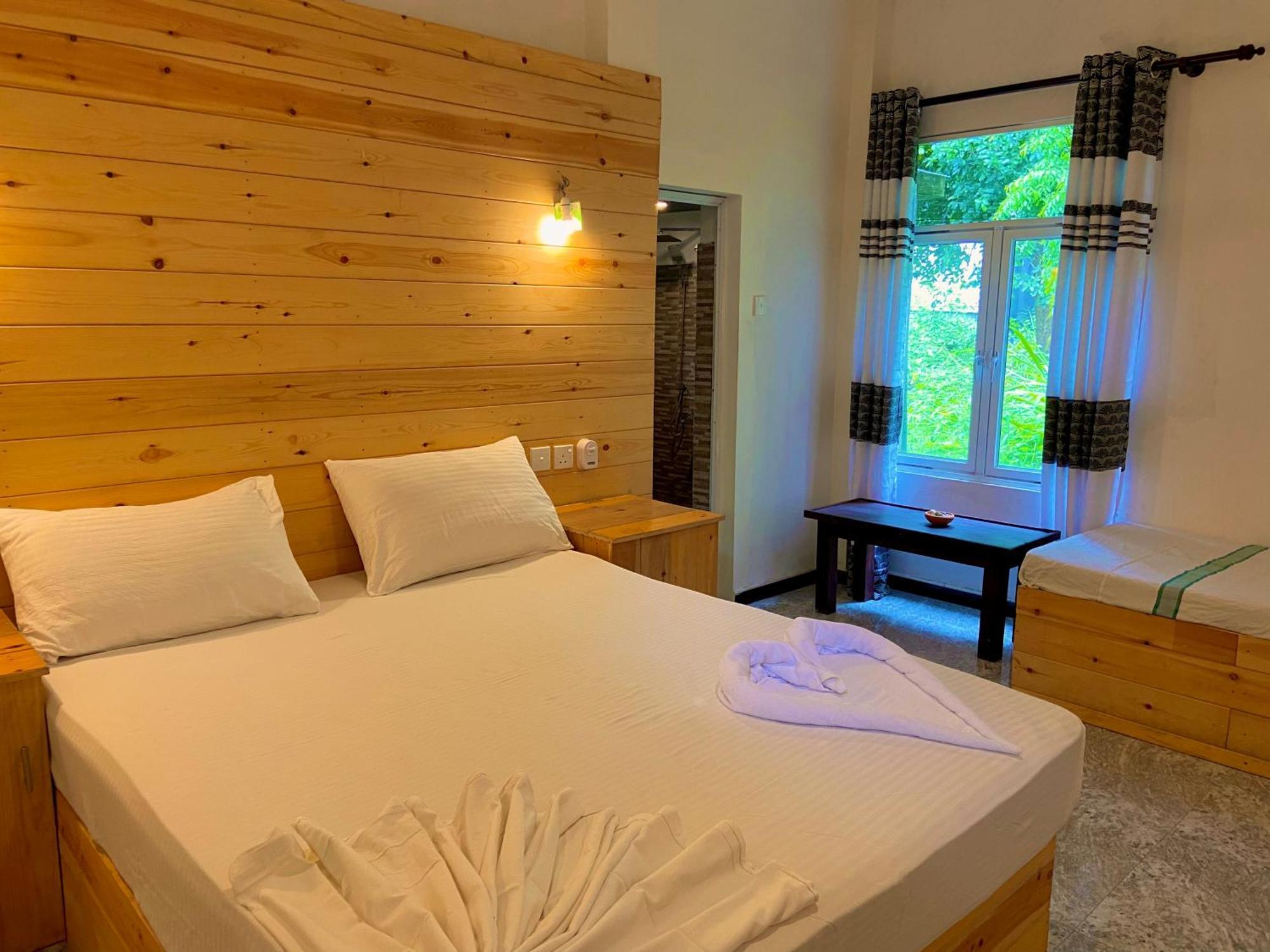 Rekawa Turtle Gate Hotel Тангалла Экстерьер фото
